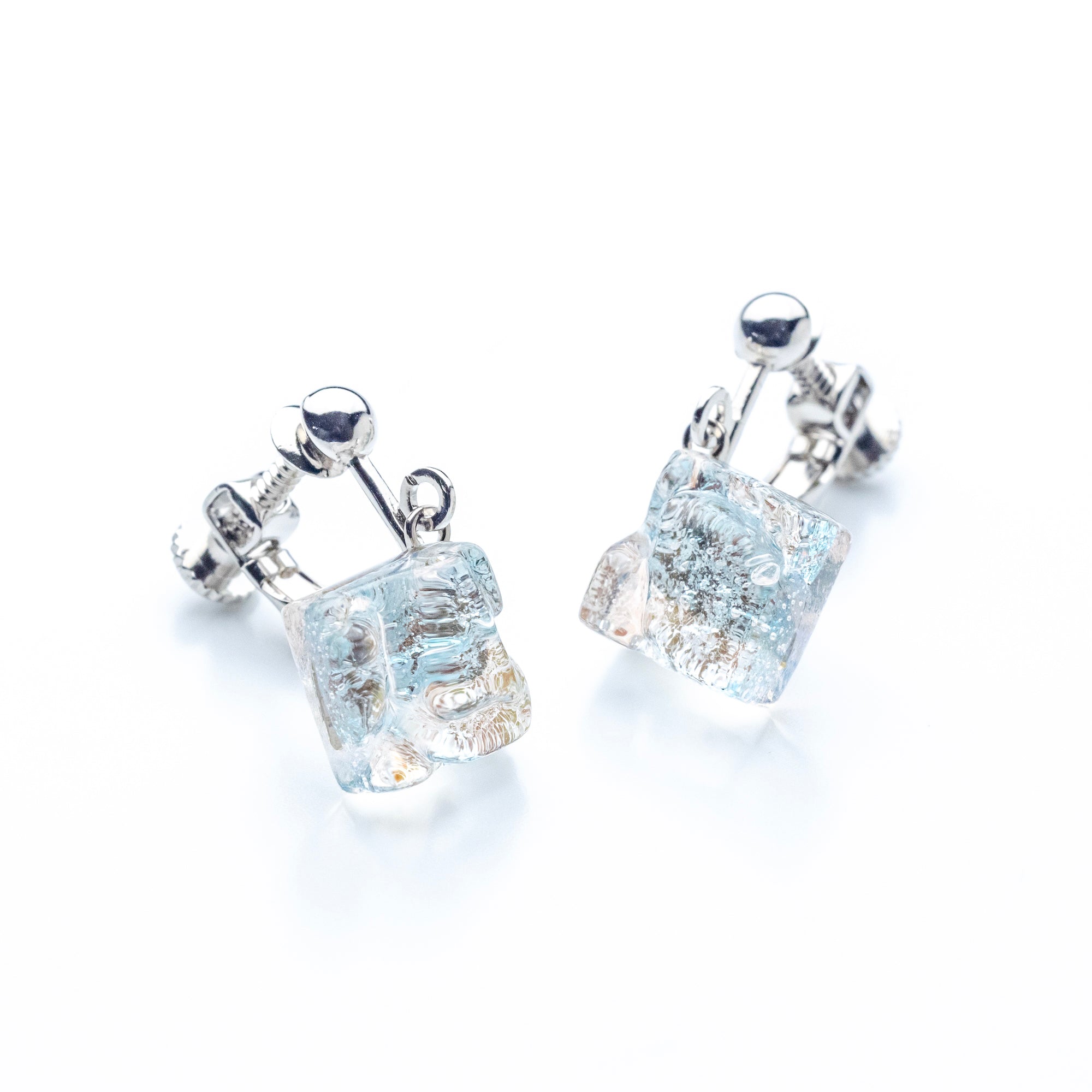 リフレクト イヤリング ホワイト