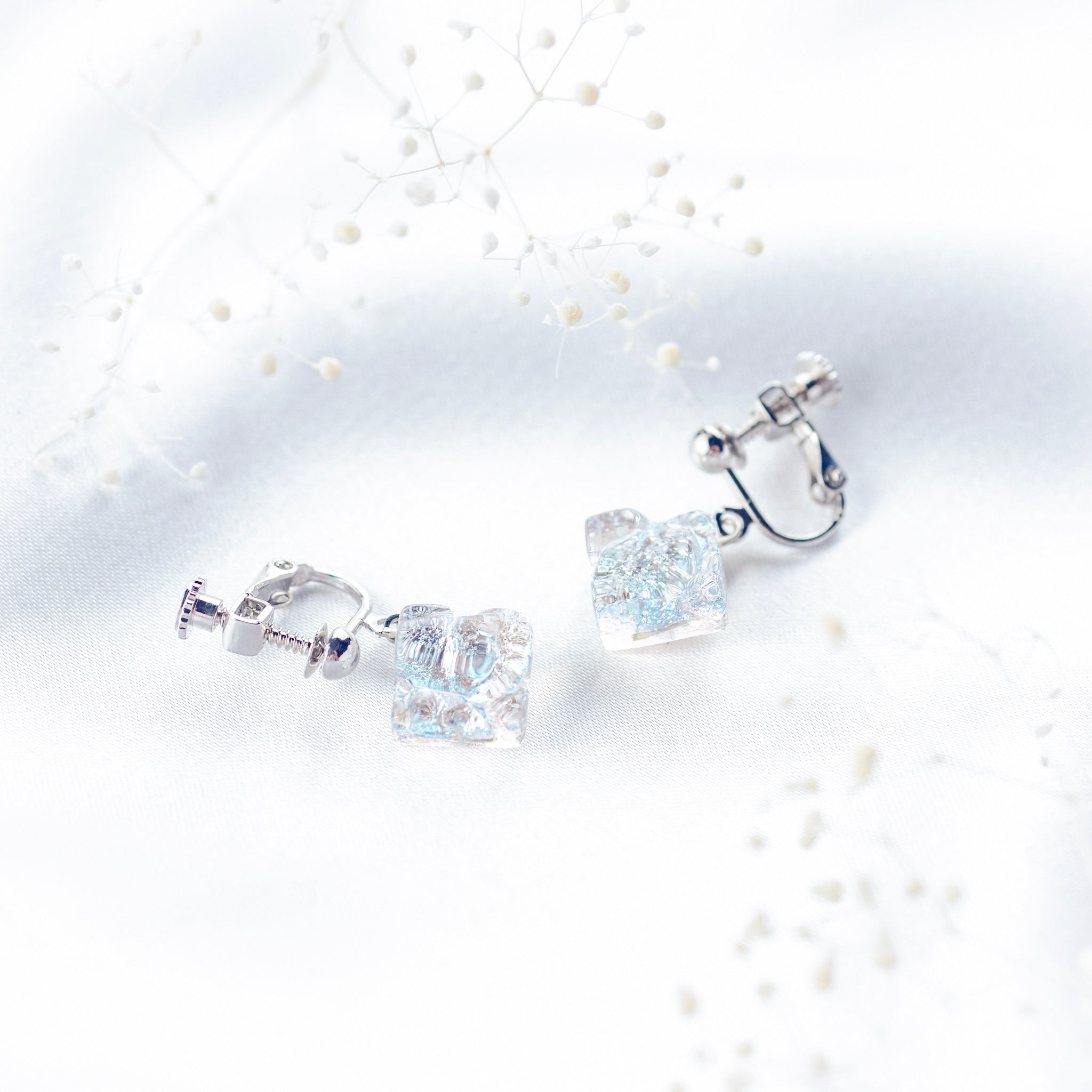 リフレクト イヤリング ホワイト