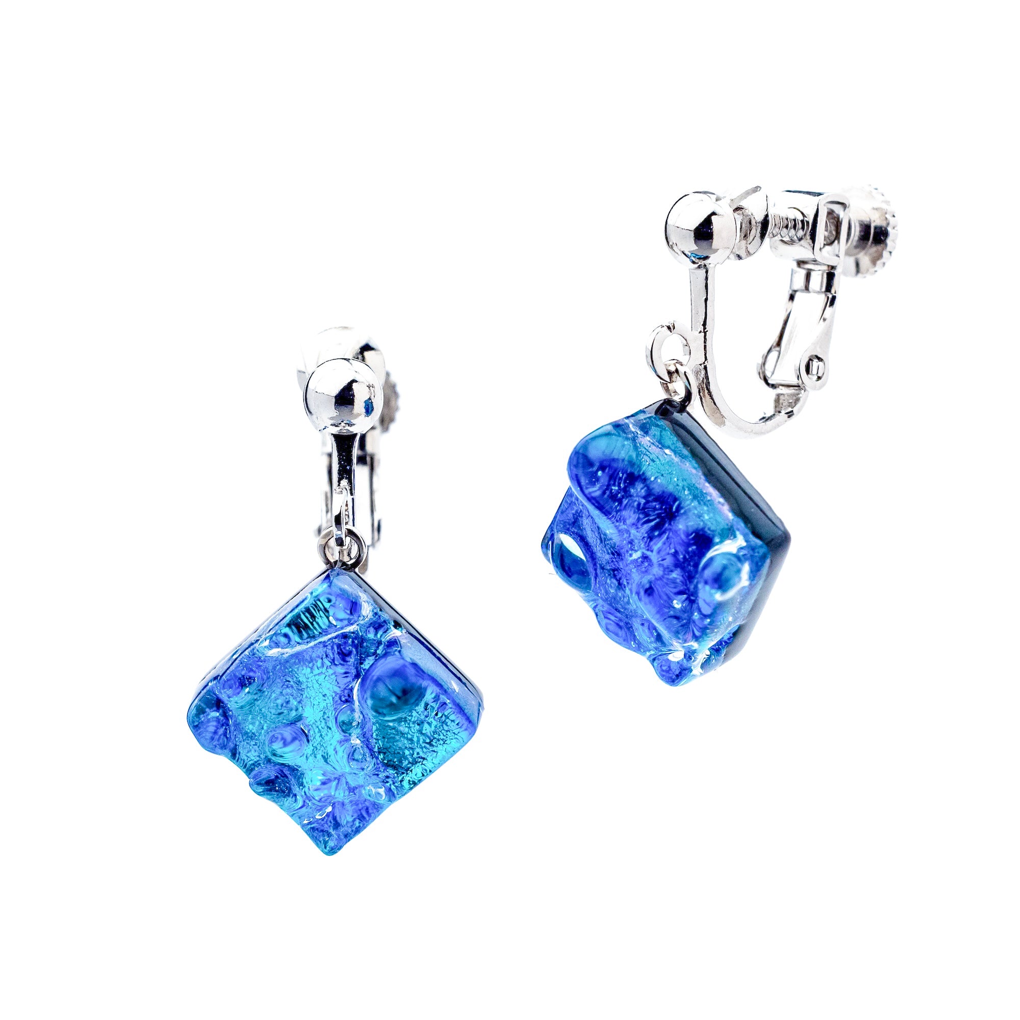 リフレクト イヤリング ライトブルー