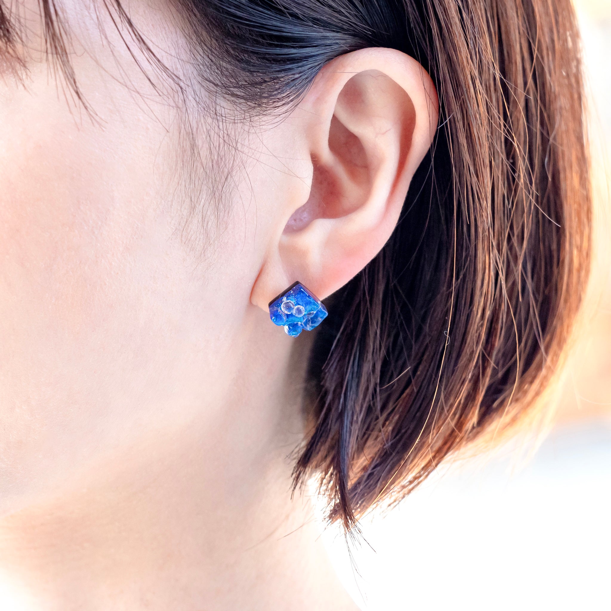 リフレクト ピアス (スイング・スタッズ) ディープブルー