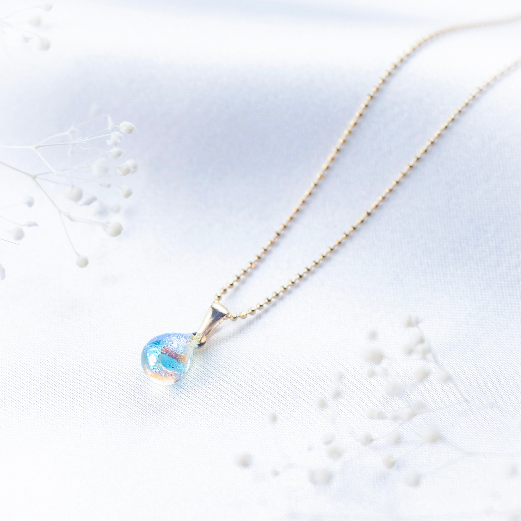 音のしずく ネックレス ライトブルー