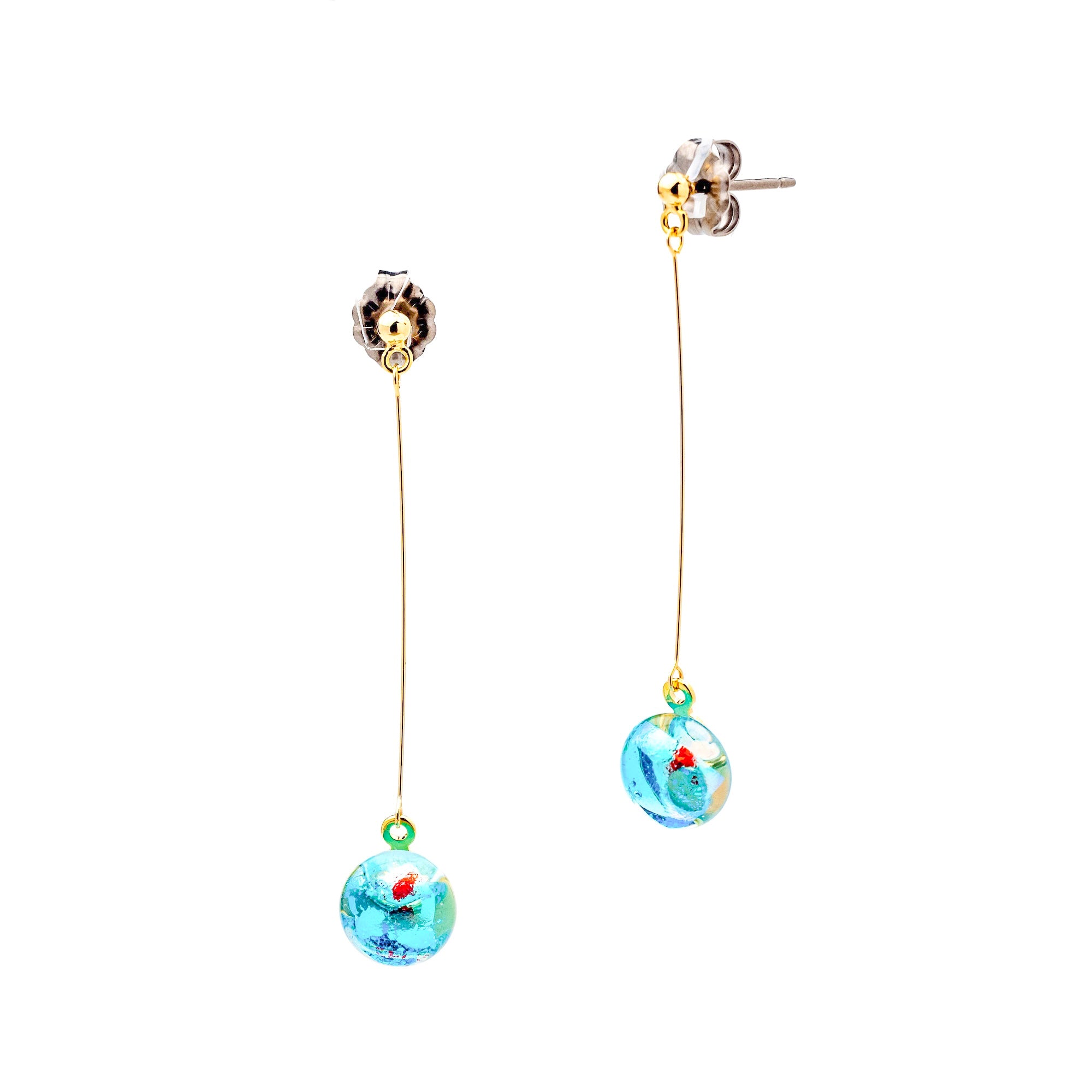 音のしずく ロングピアス ライトブルー