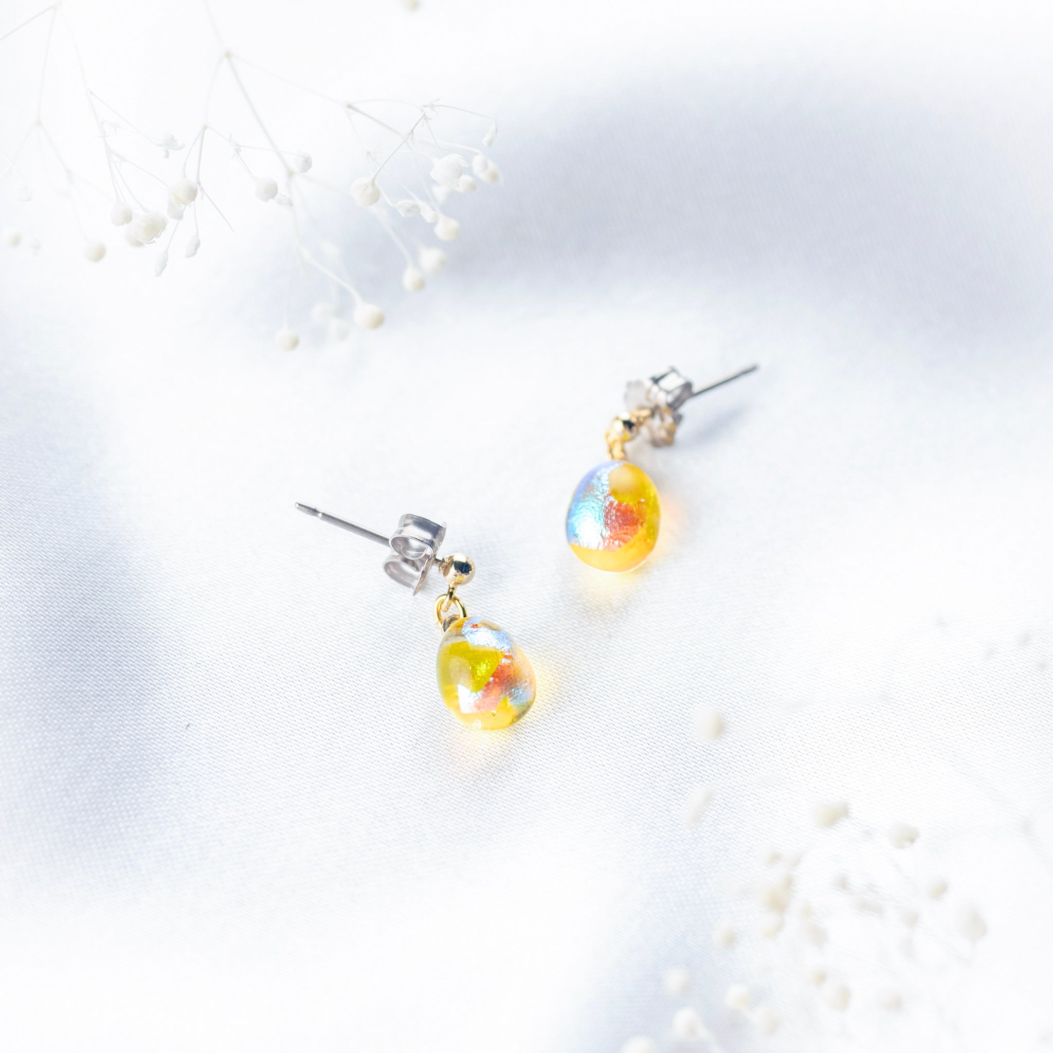 音のしずく ピアスS イエロー