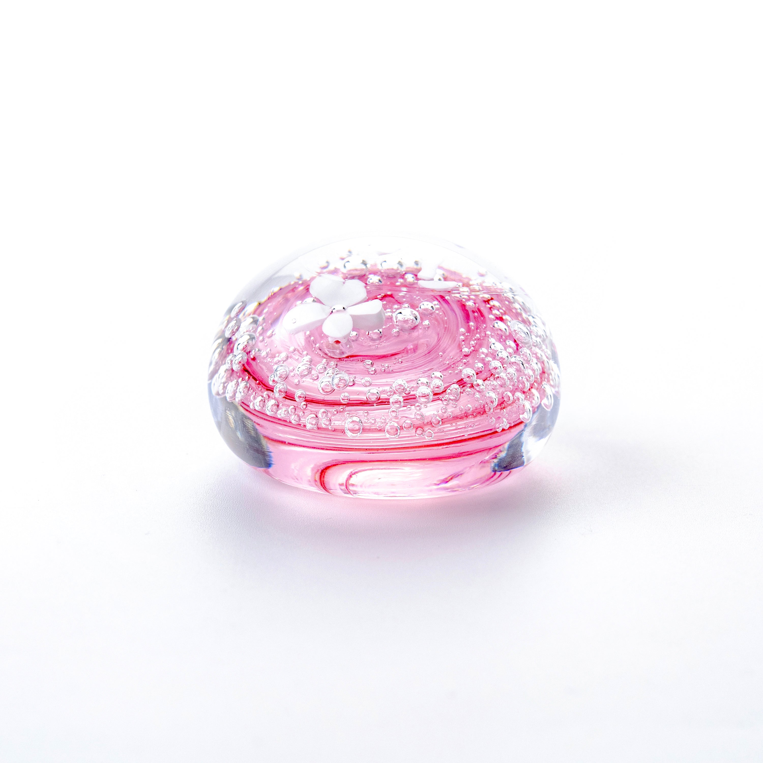 桜のペーパーウェイト・小(黒壁ガラス工房)