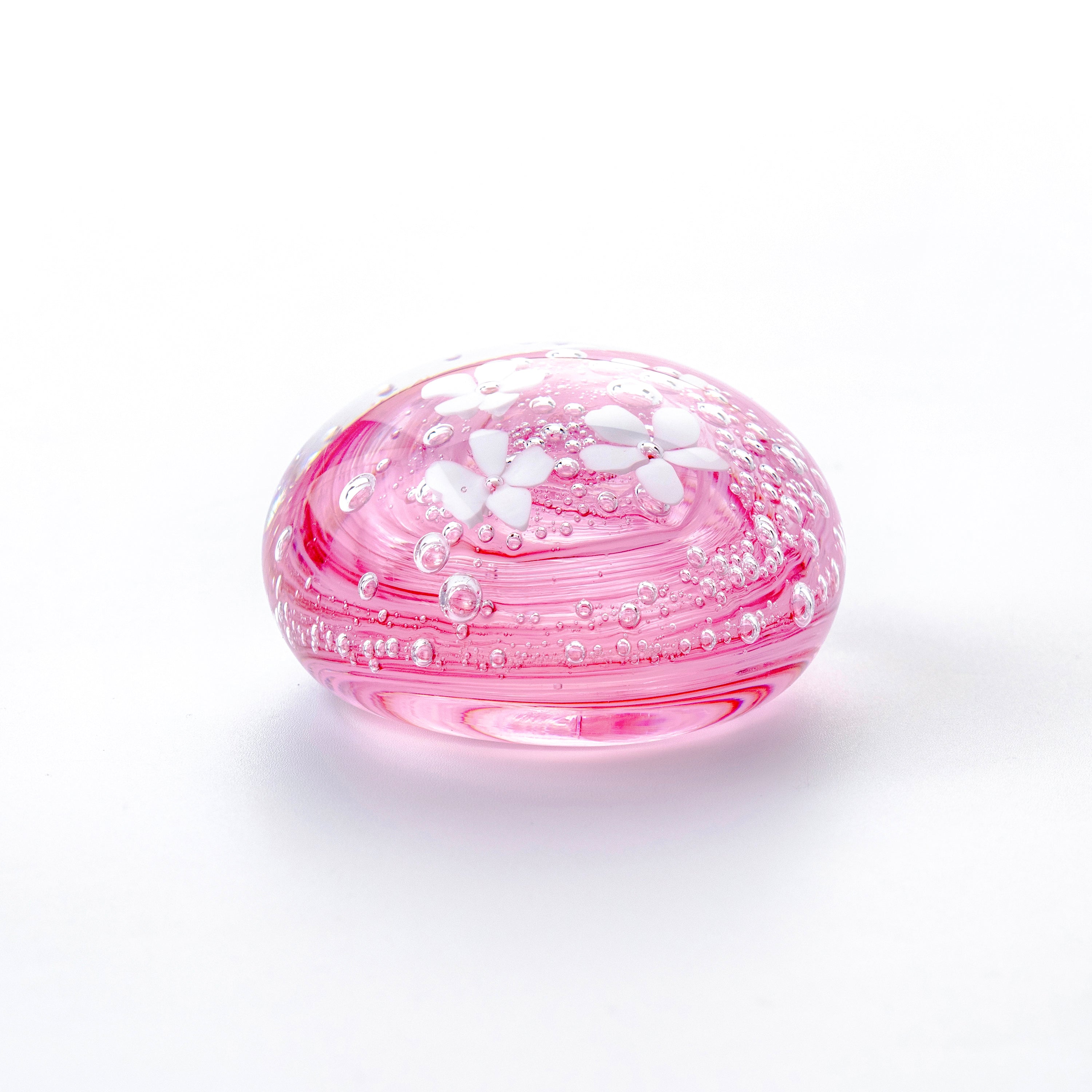 桜 ペーパーウェイト・大（黒壁ガラス工房）